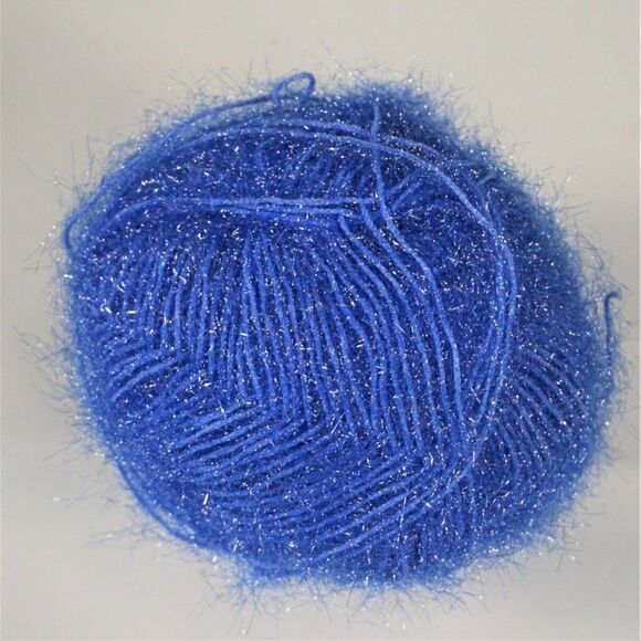 Aura Trendsetter Yarn Royal Blue Eyelash Tinsel Partial Skein 36 gr - Picture 2 of 4
